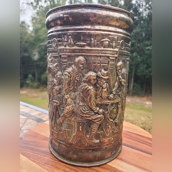 1930s Embossed Brass Trash Can/Umbrella Stand - Picture 4 of 8